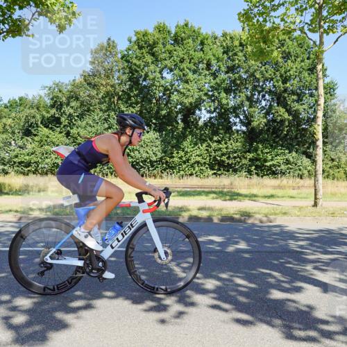 09.08.2026 - GEWOBA Citytriathlon Bremen Michael Burmester http://msf.ph/oto/9961038 09.08.2026 13:02:06 Radfahren 546, 610, 629, 731, 813, 887, 889, 890, 957, 1125 meine-sportfotos.de