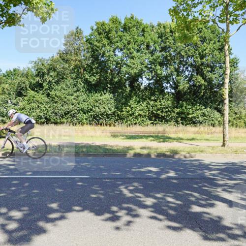 09.08.2026 - GEWOBA Citytriathlon Bremen Michael Burmester http://msf.ph/oto/9961040 09.08.2026 13:02:08 Radfahren 546, 610, 629, 731, 813, 887, 889, 890, 957, 1125 meine-sportfotos.de