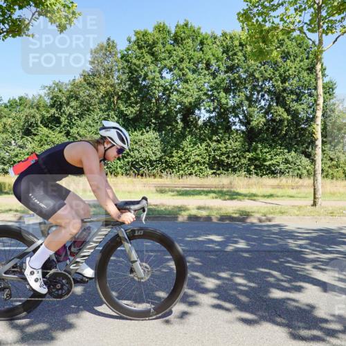 09.08.2026 - GEWOBA Citytriathlon Bremen Michael Burmester http://msf.ph/oto/9961041 09.08.2026 13:02:14 Radfahren 546, 629, 676, 887, 890, 957 meine-sportfotos.de
