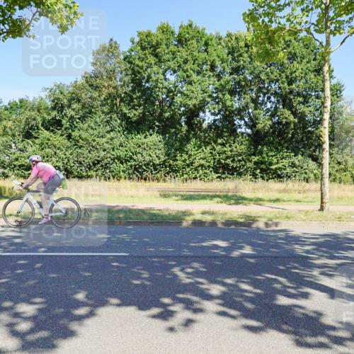 09.08.2026 - GEWOBA Citytriathlon Bremen Michael Burmester http://msf.ph/oto/9961042 09.08.2026 13:02:16 Radfahren 546, 629, 676, 887, 890 meine-sportfotos.de