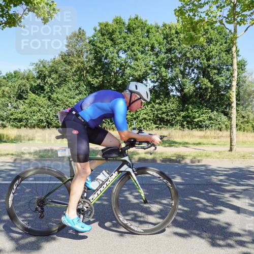 09.08.2026 - GEWOBA Citytriathlon Bremen Michael Burmester http://msf.ph/oto/9961046 09.08.2026 13:02:25 Radfahren 614, 632, 676, 723, 791, 966, 1011 meine-sportfotos.de