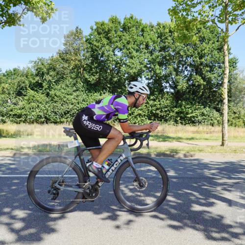 09.08.2026 - GEWOBA Citytriathlon Bremen Michael Burmester http://msf.ph/oto/9961047 09.08.2026 13:02:26 Radfahren 614, 632, 676, 723, 791, 873, 966, 1007, 1011 meine-sportfotos.de