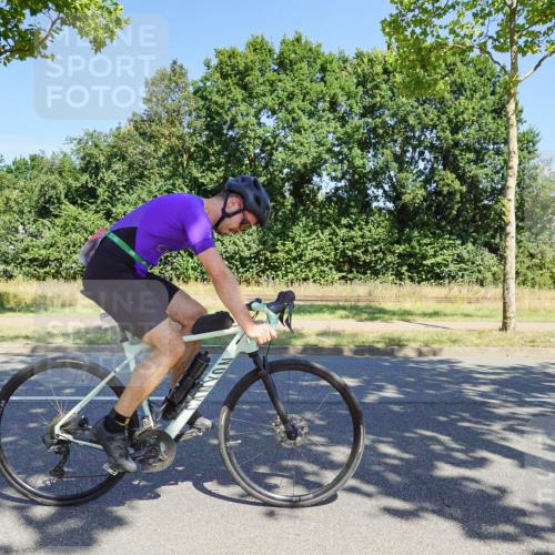 09.08.2026 - GEWOBA Citytriathlon Bremen Michael Burmester http://msf.ph/oto/9961063 09.08.2026 13:02:43 Radfahren 549, 607, 614, 654, 691, 791, 873, 1007, 1020 meine-sportfotos.de