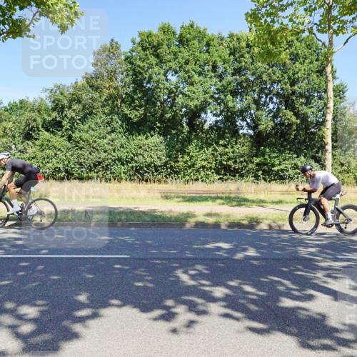 09.08.2026 - GEWOBA Citytriathlon Bremen Michael Burmester http://msf.ph/oto/9961065 09.08.2026 13:02:45 Radfahren 549, 597, 607, 654, 681, 691, 873, 1007, 1020 meine-sportfotos.de