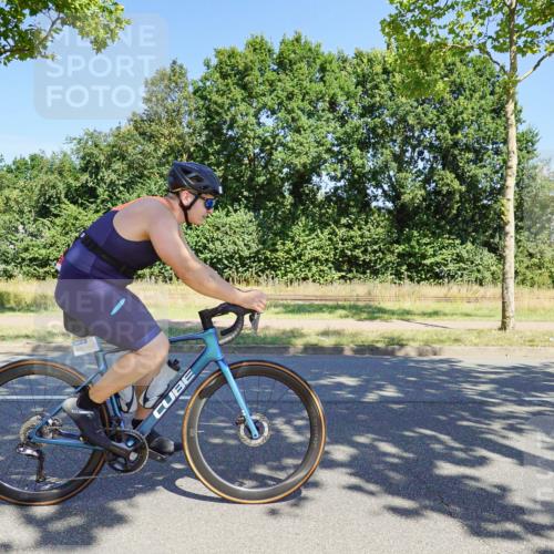 09.08.2026 - GEWOBA Citytriathlon Bremen Michael Burmester http://msf.ph/oto/9961070 09.08.2026 13:02:52 Radfahren 549, 597, 654, 681, 1105 meine-sportfotos.de