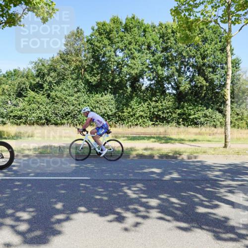 09.08.2026 - GEWOBA Citytriathlon Bremen Michael Burmester http://msf.ph/oto/9961077 09.08.2026 13:03:04 Radfahren 597, 681, 779, 898, 1102, 1105 meine-sportfotos.de