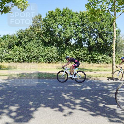 09.08.2026 - GEWOBA Citytriathlon Bremen Michael Burmester http://msf.ph/oto/9961091 09.08.2026 13:03:28 Radfahren 591, 616, 703, 735, 768, 885, 945, 985, 1106 meine-sportfotos.de