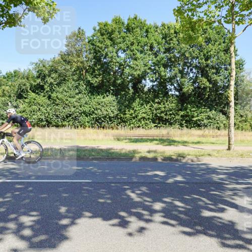 09.08.2026 - GEWOBA Citytriathlon Bremen Michael Burmester http://msf.ph/oto/9961101 09.08.2026 13:03:35 Radfahren 575, 591, 616, 703, 721, 735, 793, 835, 885, 945, 1106, 1122 meine-sportfotos.de
