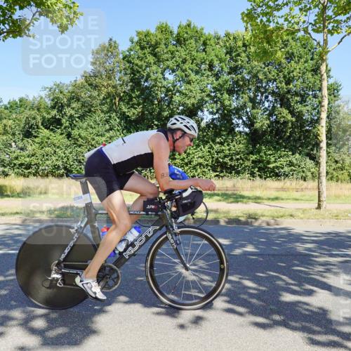 09.08.2026 - GEWOBA Citytriathlon Bremen Michael Burmester http://msf.ph/oto/9961102 09.08.2026 13:03:37 Radfahren 575, 591, 616, 721, 735, 793, 835, 885, 945, 1106, 1122 meine-sportfotos.de