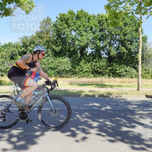 09.08.2026 - GEWOBA Citytriathlon Bremen Michael Burmester http://msf.ph/oto/9961118 09.08.2026 13:04:04 Radfahren 662, 828, 842, 853, 974, 996, 1001, 1108 meine-sportfotos.de
