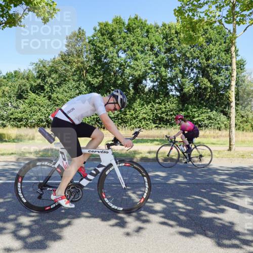 09.08.2026 - GEWOBA Citytriathlon Bremen Michael Burmester http://msf.ph/oto/9961121 09.08.2026 13:04:07 Radfahren 662, 842, 853, 883, 996, 1001, 1108 meine-sportfotos.de