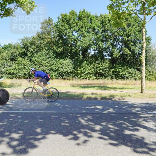 09.08.2026 - GEWOBA Citytriathlon Bremen Michael Burmester http://msf.ph/oto/9961124 09.08.2026 13:04:10 Radfahren 662, 853, 883, 955, 996, 1001, 1108 meine-sportfotos.de