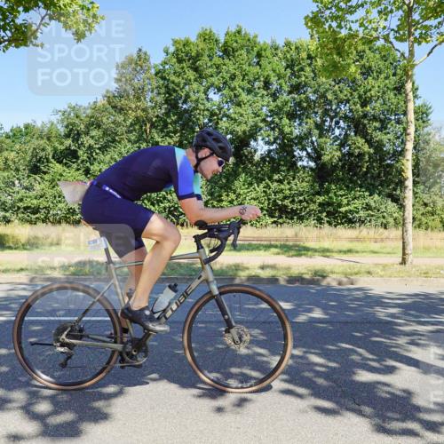 09.08.2026 - GEWOBA Citytriathlon Bremen Michael Burmester http://msf.ph/oto/9961131 09.08.2026 13:04:22 Radfahren 112, 630, 853, 881, 883, 936, 941, 955, 997, 1001, 1002 meine-sportfotos.de