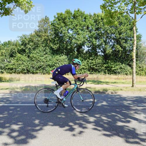 09.08.2026 - GEWOBA Citytriathlon Bremen Michael Burmester http://msf.ph/oto/9961134 09.08.2026 13:04:26 Radfahren 112, 569, 630, 692, 881, 883, 936, 941, 955, 962, 997, 1002 meine-sportfotos.de