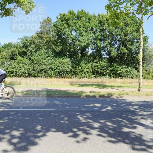 09.08.2026 - GEWOBA Citytriathlon Bremen Michael Burmester http://msf.ph/oto/9961136 09.08.2026 13:04:30 Radfahren 112, 569, 630, 692, 697, 881, 936, 941, 962, 997, 1002, 1152 meine-sportfotos.de