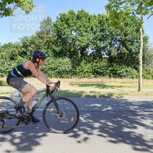 09.08.2026 - GEWOBA Citytriathlon Bremen Michael Burmester http://msf.ph/oto/9961139 09.08.2026 13:04:36 Radfahren 112, 569, 692, 697, 881, 962, 997, 1002, 1152, 1160 meine-sportfotos.de