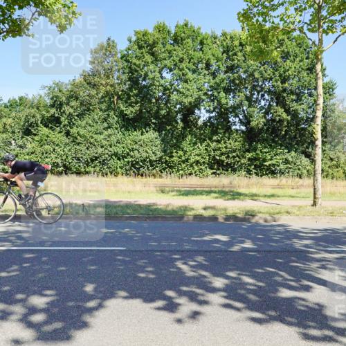 09.08.2026 - GEWOBA Citytriathlon Bremen Michael Burmester http://msf.ph/oto/9961141 09.08.2026 13:04:41 Radfahren 112, 569, 692, 697, 856, 962, 1002, 1152, 1160 meine-sportfotos.de