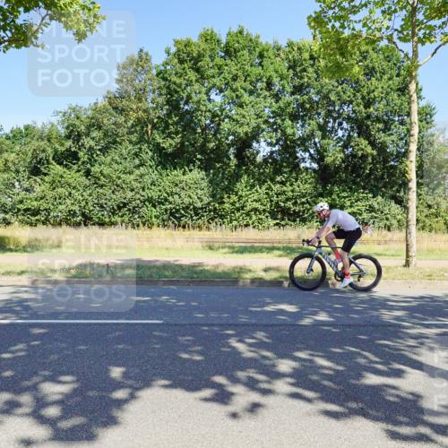09.08.2026 - GEWOBA Citytriathlon Bremen Michael Burmester http://msf.ph/oto/9961147 09.08.2026 13:04:57 Radfahren 652, 738, 747, 773, 777, 856, 908, 917 meine-sportfotos.de