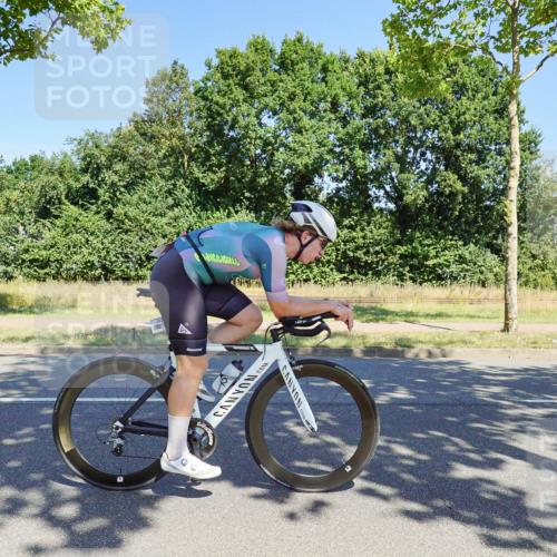 09.08.2026 - GEWOBA Citytriathlon Bremen Michael Burmester http://msf.ph/oto/9961157 09.08.2026 13:05:17 Radfahren 583, 652, 818, 830, 922, 1139 meine-sportfotos.de