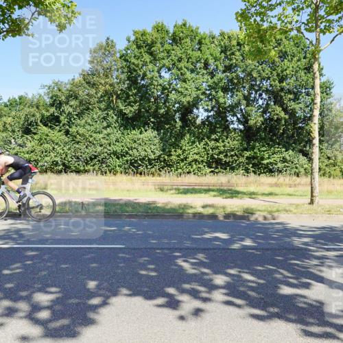 09.08.2026 - GEWOBA Citytriathlon Bremen Michael Burmester http://msf.ph/oto/9961162 09.08.2026 13:05:28 Radfahren 583, 613, 642, 830 meine-sportfotos.de