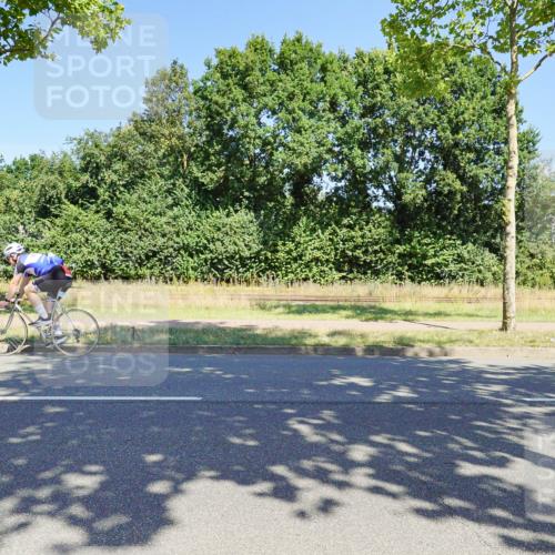 09.08.2026 - GEWOBA Citytriathlon Bremen Michael Burmester http://msf.ph/oto/9961181 09.08.2026 13:06:01 Radfahren 540, 618, 913, 969, 1116 meine-sportfotos.de