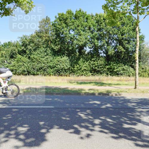 09.08.2026 - GEWOBA Citytriathlon Bremen Michael Burmester http://msf.ph/oto/9961196 09.08.2026 13:06:24 Radfahren 547, 645, 647, 677, 683, 685, 765, 927 meine-sportfotos.de