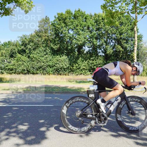 09.08.2026 - GEWOBA Citytriathlon Bremen Michael Burmester http://msf.ph/oto/9961210 09.08.2026 13:06:44 Radfahren 544, 554, 563, 624, 644, 811, 824, 874, 882, 983, 987 meine-sportfotos.de