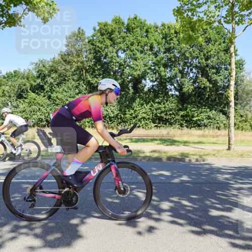 09.08.2026 - GEWOBA Citytriathlon Bremen Michael Burmester http://msf.ph/oto/9961212 09.08.2026 13:06:51 Radfahren 544, 554, 563, 644, 719, 784, 811, 874, 924, 983 meine-sportfotos.de
