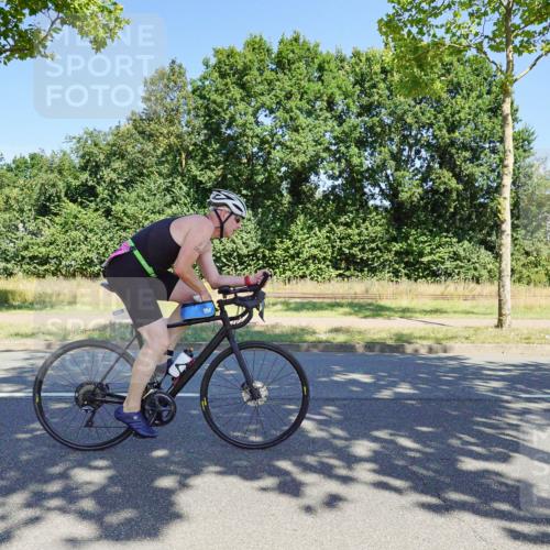 09.08.2026 - GEWOBA Citytriathlon Bremen Michael Burmester http://msf.ph/oto/9961217 09.08.2026 13:07:03 Radfahren 563, 592, 680, 719, 784, 924, 983, 1008, 1155 meine-sportfotos.de