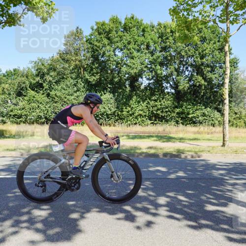 09.08.2026 - GEWOBA Citytriathlon Bremen Michael Burmester http://msf.ph/oto/9961220 09.08.2026 13:07:08 Radfahren 592, 680, 784, 1008, 1155 meine-sportfotos.de