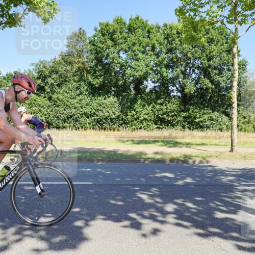 09.08.2026 - GEWOBA Citytriathlon Bremen Michael Burmester http://msf.ph/oto/9961238 09.08.2026 13:07:51 Radfahren 590, 648, 932 meine-sportfotos.de