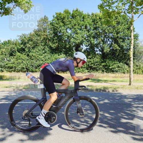 09.08.2026 - GEWOBA Citytriathlon Bremen Michael Burmester http://msf.ph/oto/9961248 09.08.2026 13:08:17 Radfahren 710, 730, 899, 979 meine-sportfotos.de