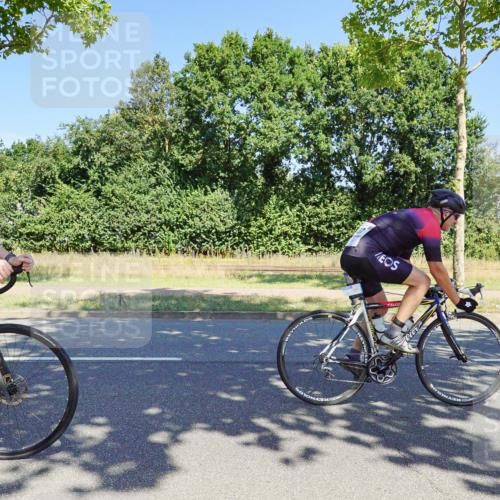 09.08.2026 - GEWOBA Citytriathlon Bremen Michael Burmester http://msf.ph/oto/9961253 09.08.2026 13:08:28 Radfahren 730, 820, 879, 904, 979, 1016, 1137 meine-sportfotos.de