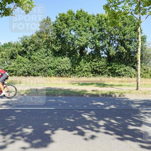 09.08.2026 - GEWOBA Citytriathlon Bremen Michael Burmester http://msf.ph/oto/9961259 09.08.2026 13:08:37 Radfahren 605, 686, 756, 820, 852, 879, 904, 1016, 1137 meine-sportfotos.de