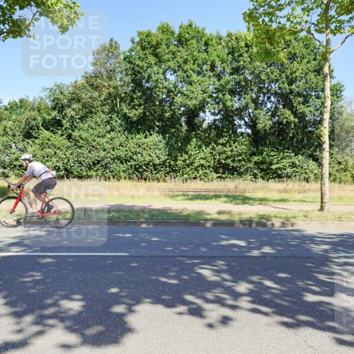 09.08.2026 - GEWOBA Citytriathlon Bremen Michael Burmester http://msf.ph/oto/9961298 09.08.2026 13:09:50 Radfahren 739, 799, 822, 877, 880, 914, 947, 963, 1009, 1013, 1129, 1141 meine-sportfotos.de