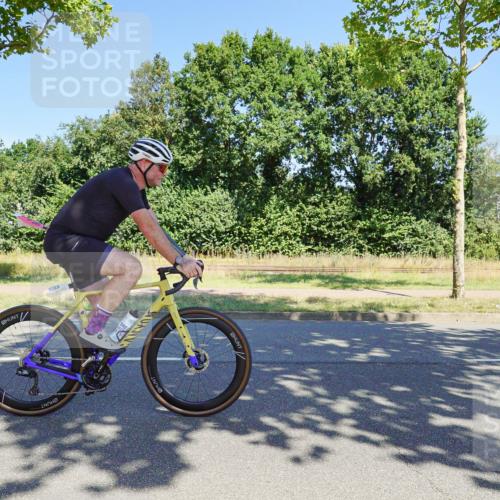 09.08.2026 - GEWOBA Citytriathlon Bremen Michael Burmester http://msf.ph/oto/9961304 09.08.2026 13:09:58 Radfahren 739, 778, 799, 822, 880, 947, 1009, 1013 meine-sportfotos.de