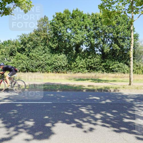 09.08.2026 - GEWOBA Citytriathlon Bremen Michael Burmester http://msf.ph/oto/9961306 09.08.2026 13:10:02 Radfahren 545, 739, 778, 799, 822, 880, 1013, 1130 meine-sportfotos.de