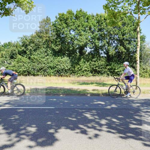 09.08.2026 - GEWOBA Citytriathlon Bremen Michael Burmester http://msf.ph/oto/9961314 09.08.2026 13:10:16 Radfahren 545, 778, 807, 1130 meine-sportfotos.de