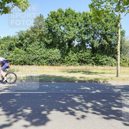 09.08.2026 - GEWOBA Citytriathlon Bremen Michael Burmester http://msf.ph/oto/9961319 09.08.2026 13:10:26 Radfahren 748 meine-sportfotos.de