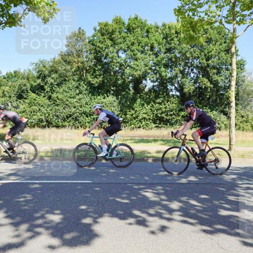 09.08.2026 - GEWOBA Citytriathlon Bremen Michael Burmester http://msf.ph/oto/9961320 09.08.2026 13:10:29 Radfahren 748 meine-sportfotos.de