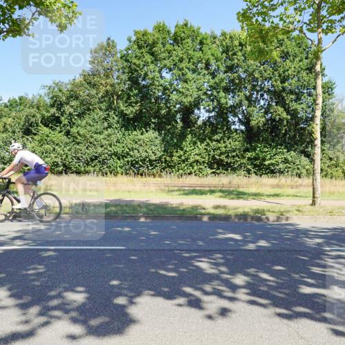 09.08.2026 - GEWOBA Citytriathlon Bremen Michael Burmester http://msf.ph/oto/9961331 09.08.2026 13:10:46 Radfahren 598, 716, 717, 750, 823, 967 meine-sportfotos.de