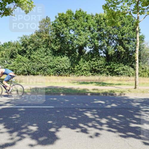 09.08.2026 - GEWOBA Citytriathlon Bremen Michael Burmester http://msf.ph/oto/9961345 09.08.2026 13:11:05 Radfahren 555, 596, 600, 615, 679, 749, 750, 794, 884, 964, 993 meine-sportfotos.de