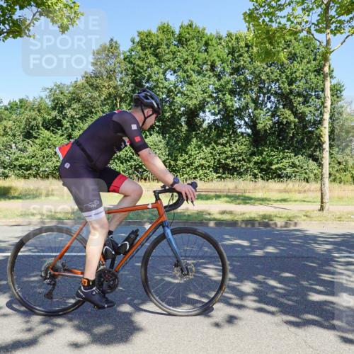 09.08.2026 - GEWOBA Citytriathlon Bremen Michael Burmester http://msf.ph/oto/9961353 09.08.2026 13:11:17 Radfahren 555, 566, 596, 600, 639, 679, 728, 749, 788, 792, 814 meine-sportfotos.de