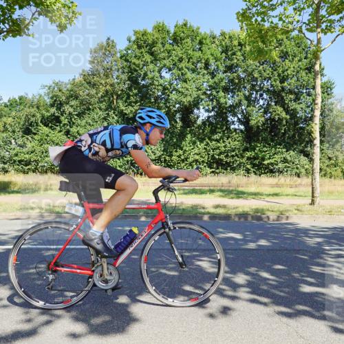 09.08.2026 - GEWOBA Citytriathlon Bremen Michael Burmester http://msf.ph/oto/9961356 09.08.2026 13:11:19 Radfahren 555, 566, 596, 600, 639, 679, 728, 788, 792, 814 meine-sportfotos.de