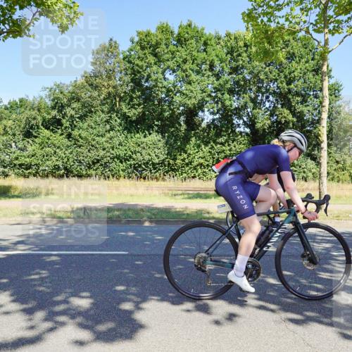 09.08.2026 - GEWOBA Citytriathlon Bremen Michael Burmester http://msf.ph/oto/9961364 09.08.2026 13:11:31 Radfahren 566, 582, 606, 611, 655, 788, 790, 869, 901 meine-sportfotos.de