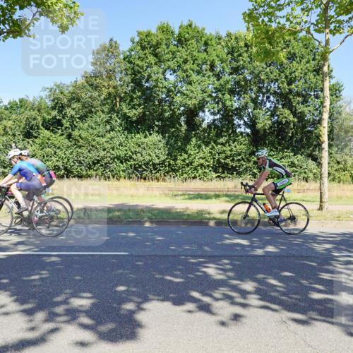 09.08.2026 - GEWOBA Citytriathlon Bremen Michael Burmester http://msf.ph/oto/9961368 09.08.2026 13:11:34 Radfahren 582, 606, 611, 655, 790, 869, 901 meine-sportfotos.de