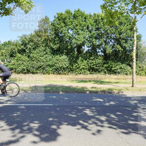 09.08.2026 - GEWOBA Citytriathlon Bremen Michael Burmester http://msf.ph/oto/9961373 09.08.2026 13:11:38 Radfahren 582, 606, 609, 611, 655, 726, 790, 869, 901, 990 meine-sportfotos.de