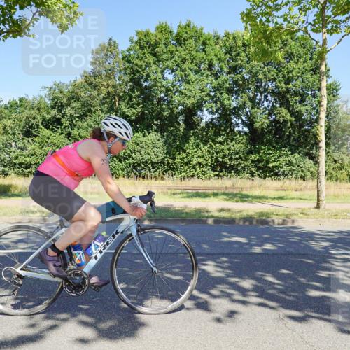 09.08.2026 - GEWOBA Citytriathlon Bremen Michael Burmester http://msf.ph/oto/9961374 09.08.2026 13:11:39 Radfahren 582, 606, 609, 611, 655, 726, 790, 869, 901, 990 meine-sportfotos.de