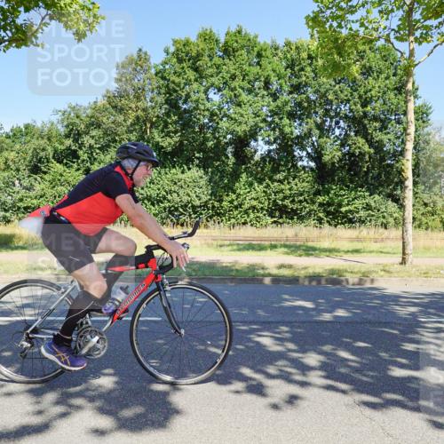 09.08.2026 - GEWOBA Citytriathlon Bremen Michael Burmester http://msf.ph/oto/9961378 09.08.2026 13:11:50 Radfahren 609, 726, 855, 867, 990, 1119 meine-sportfotos.de