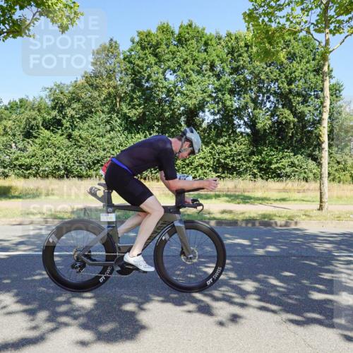 09.08.2026 - GEWOBA Citytriathlon Bremen Michael Burmester http://msf.ph/oto/9961379 09.08.2026 13:11:54 Radfahren 609, 726, 783, 855, 867, 990, 1119 meine-sportfotos.de